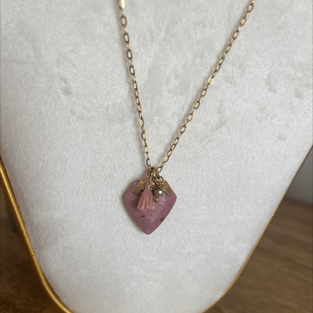 Collier rose